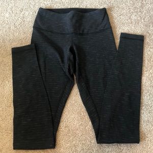Lululemon Size 4 Knit Wunder Unders